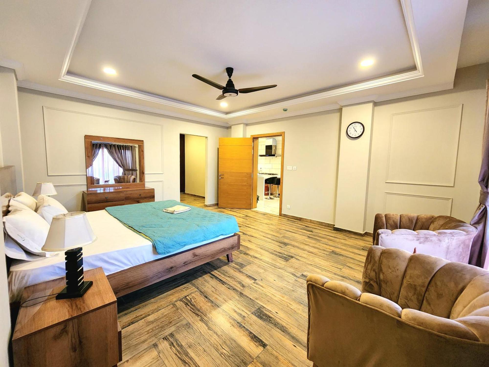 Executive Apartments In Bahria Heights Rawalpindi Værelse billede